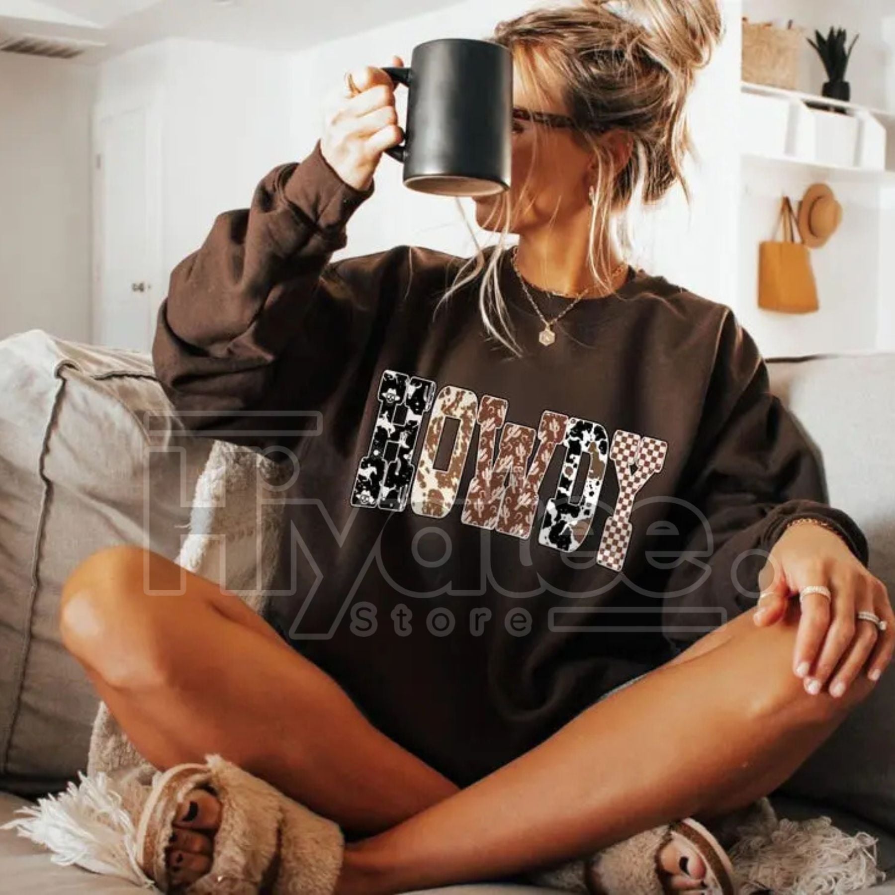 Howdy Western Sweatshirt: Yee Haw Sweater, Cowgirls Shirt, Southern Howdy Shirt, Country Cowboy TShirt, Western Clothes Gift for Her